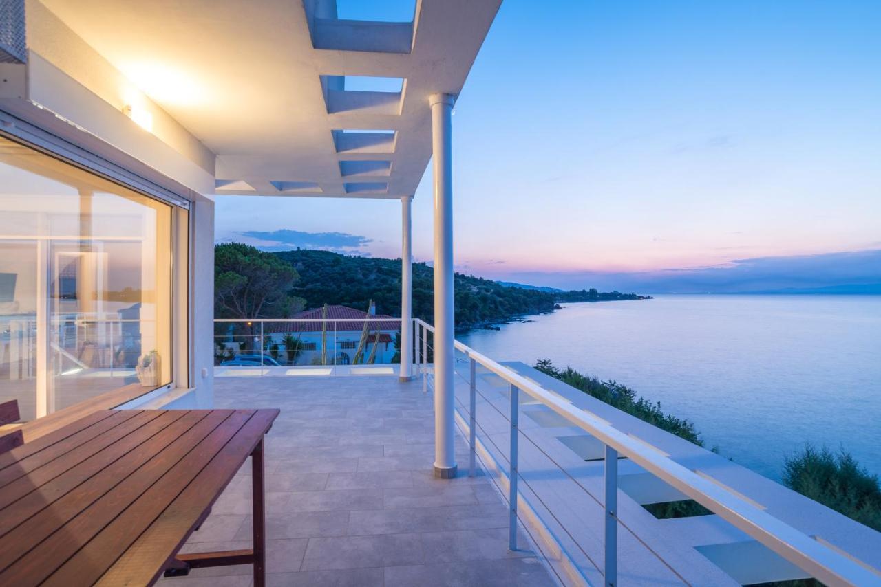 Epipleon Suites Agioi Apostoloi  Екстериор снимка