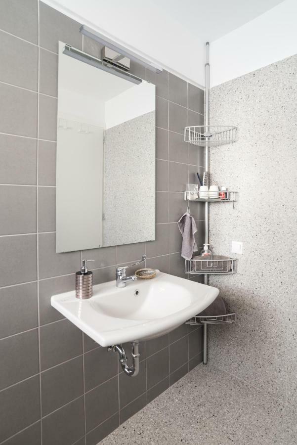 Epipleon Suites Agioi Apostoloi  Екстериор снимка